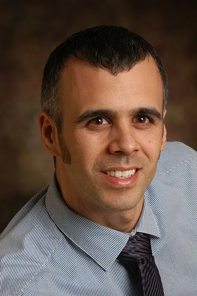 Aaron Cruz