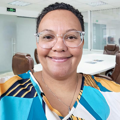 Shanreca Crawford-Benjamin 400w Shanreca Crawford-Benjamin, Financial Literacy Advocate